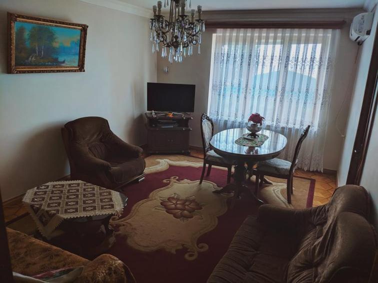 Giorgis Home Batumi Exterior foto